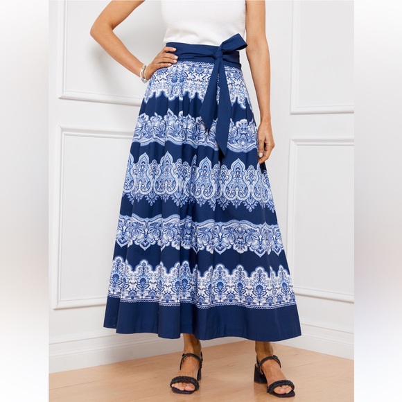 Talbots Dresses & Skirts - Talbots The Piper Pleated Patio Skirt in Navy and White Decorative Medallion 6